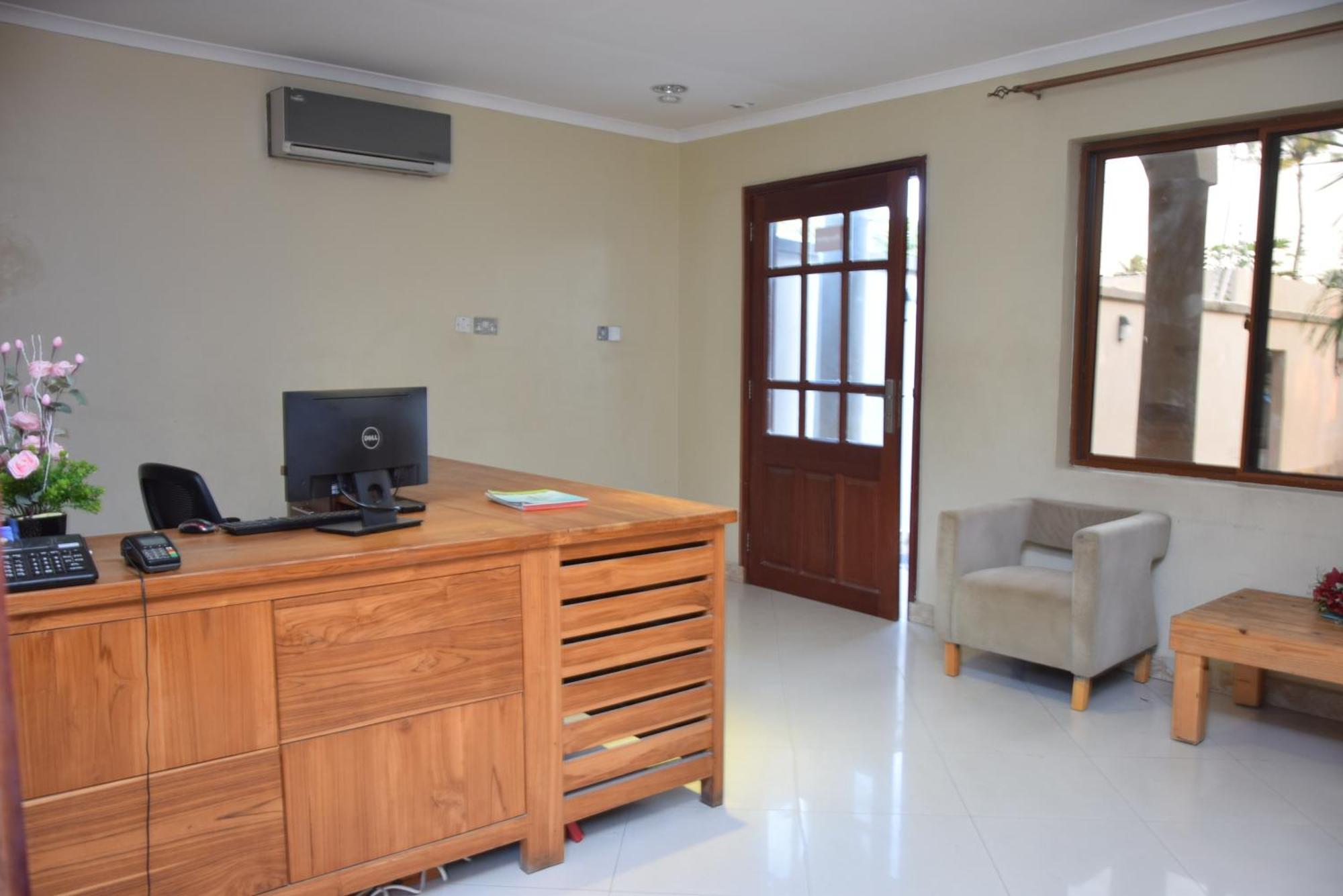 K27 Premier Backpackers Hostel ดาร์เอสซาลาม ภายนอก รูปภาพ