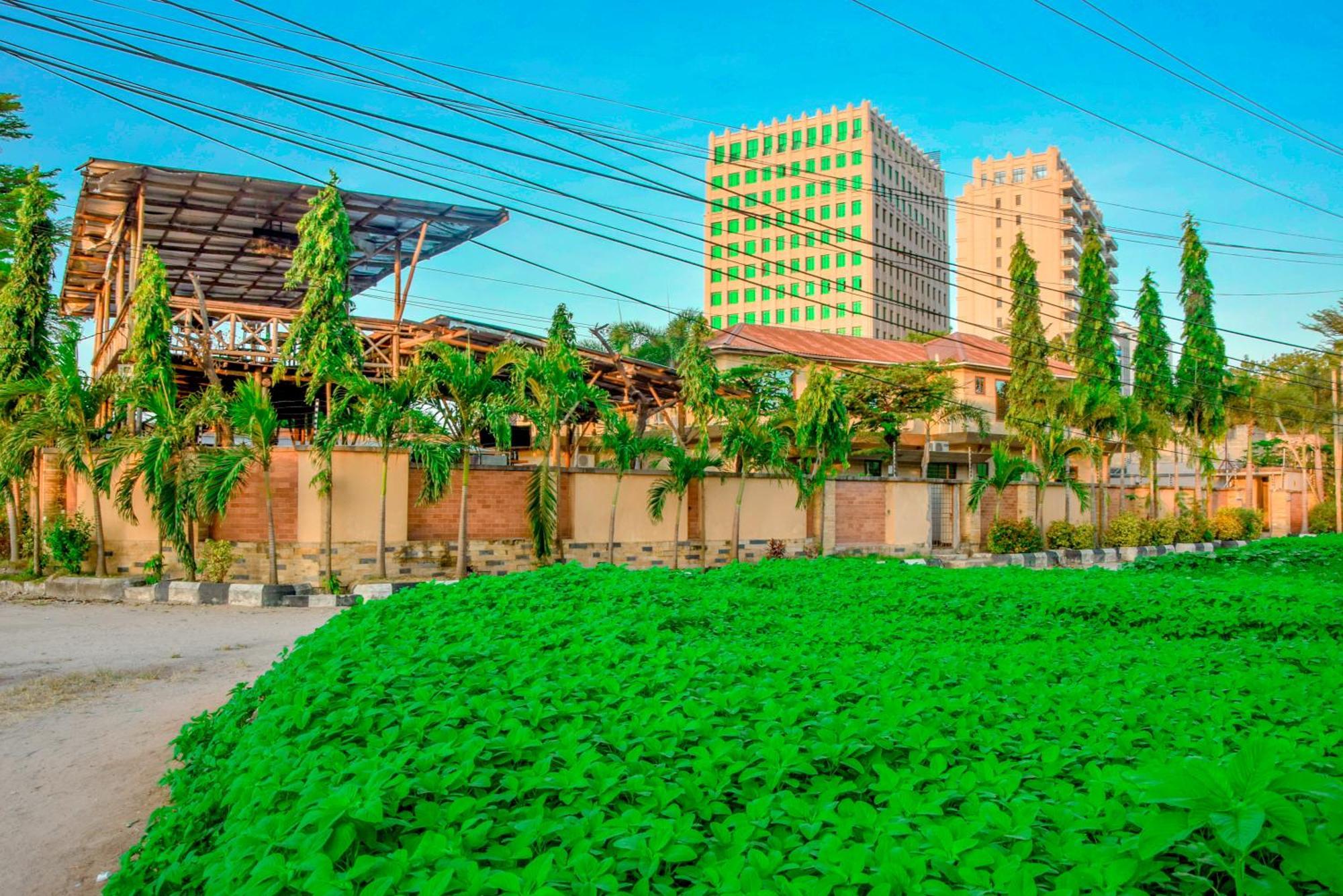 K27 Premier Backpackers Hostel ดาร์เอสซาลาม ภายนอก รูปภาพ